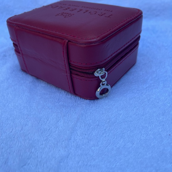 Troll bead jewelry box. New in plastic. 3.5 x 4.25 in. Burgundy - Picture 4 of 5